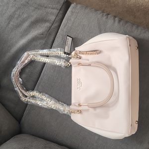 Guess purse beautiful blush pink color
